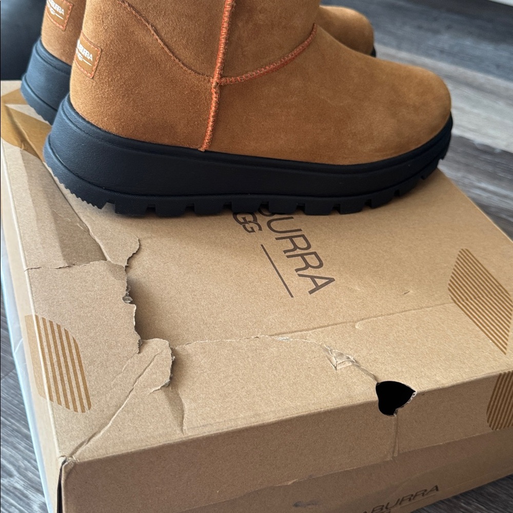 NIB Koolaburra by UGG Mini Hybrid Boots in Tan Waterproof winter 10 * - Picture 5 of 7